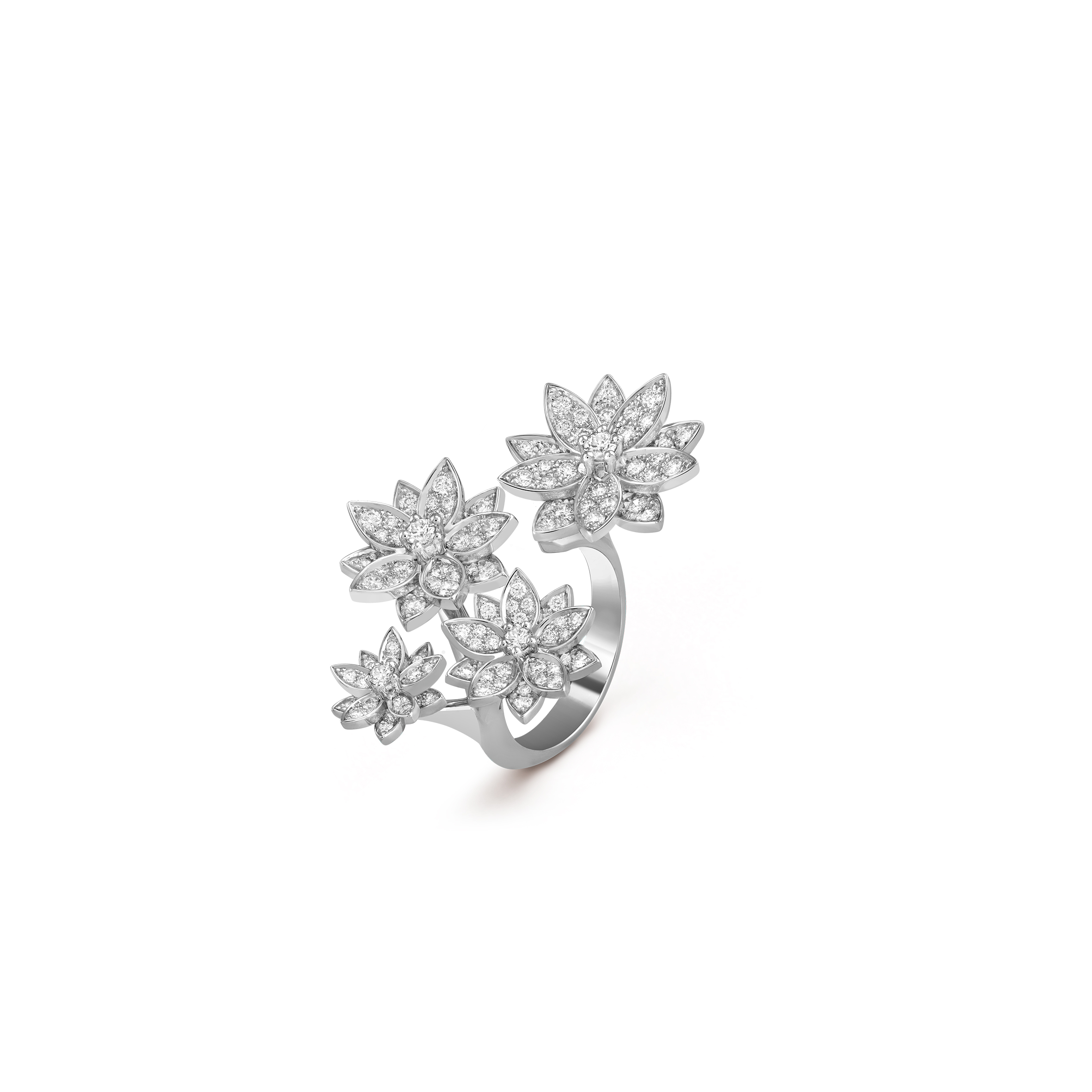 V*N CL*F arpels lotus between the finger ring, 4 flowers vcarp7tf00